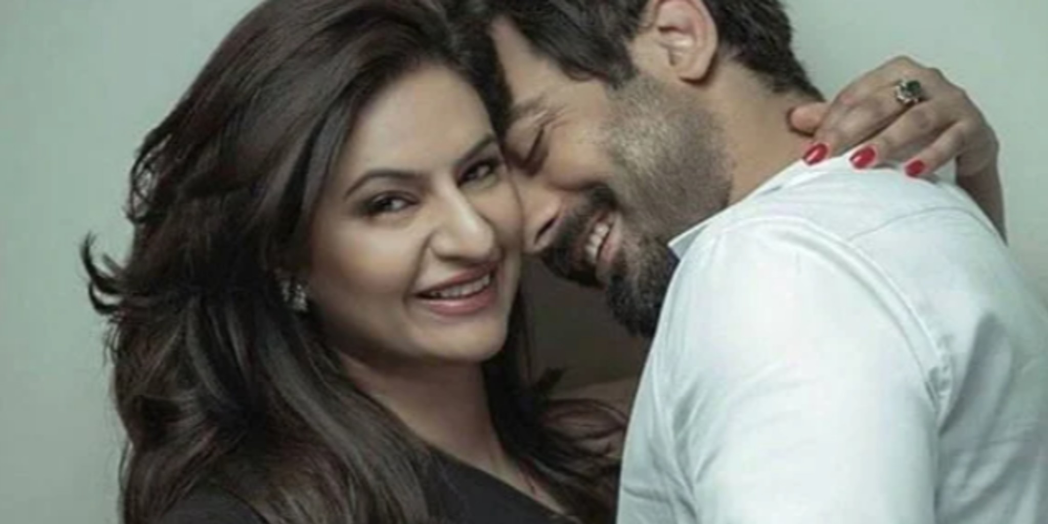 Celebrity blog photo