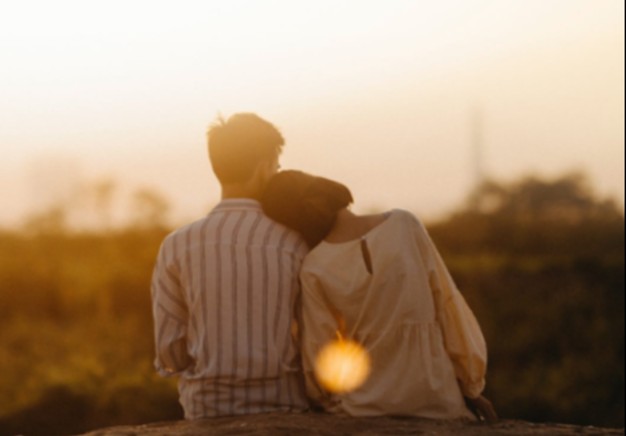 8 Green Flags to Look for in a Partner
