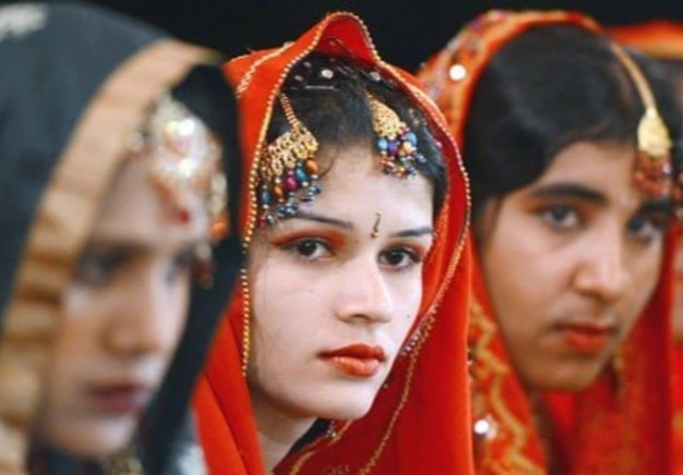 Delayed Marriages In Pakistan And How It Is Affecting Young Couples Looking To Tie The Knot
